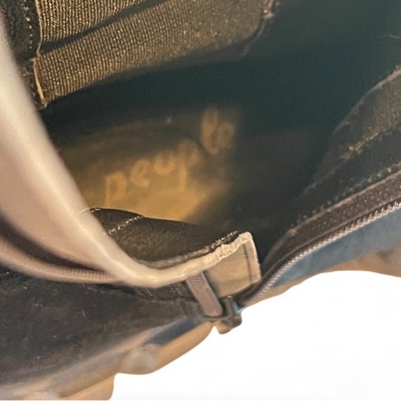 Free People Black Suede Brooks Chelsea Boots - Picture 7 of 8